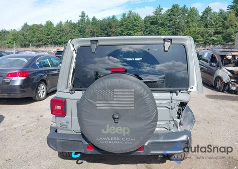 2023 Jeep Wrangler 4Xe Sahara 4X4 z USA, uszkodzony, nr VIN 1C4JJXP64PW568165